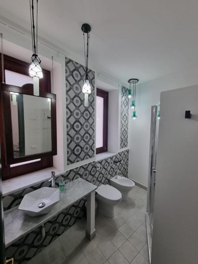 Casa Viotti Le Fuoriserie ปาแลร์โม ภายนอก รูปภาพ