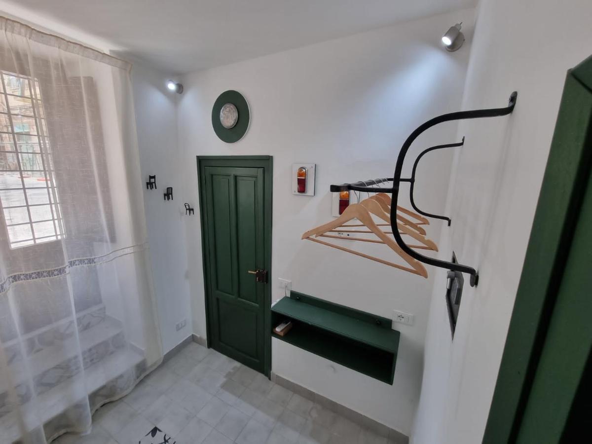 Casa Viotti Le Fuoriserie ปาแลร์โม ภายนอก รูปภาพ