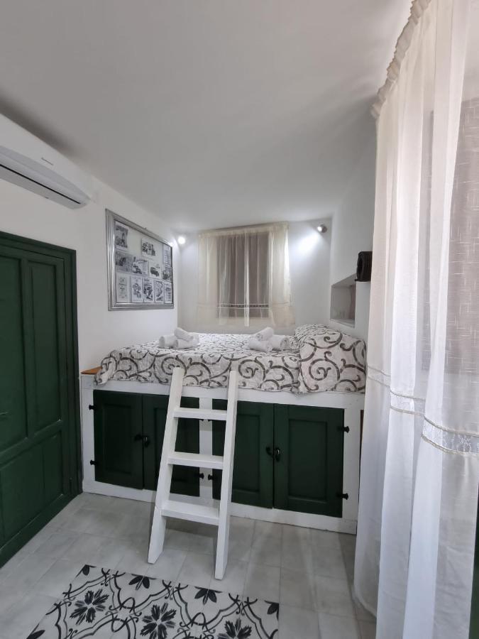 Casa Viotti Le Fuoriserie ปาแลร์โม ภายนอก รูปภาพ